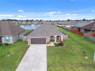 2113 Orleans Run Dr, Lake Charles, LA 70611