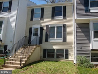 8492 Kirby St, Manassas, VA 20110