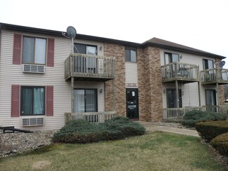 407 Clarinet Blvd E, Elkhart, IN 46516