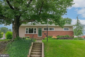 8600 Saddler Rd, Parkville, MD 21234