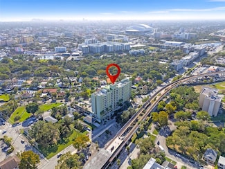 816 NW 11th St Unit 607, Miami, FL 33136