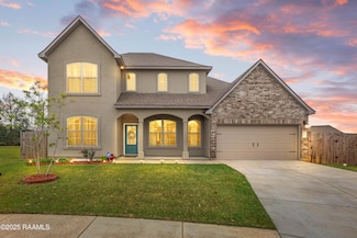 112 Hardwood Dr, Lafayette, LA 70508