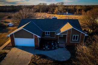 6811 N Woodlawn St, Kechi, KS 67067