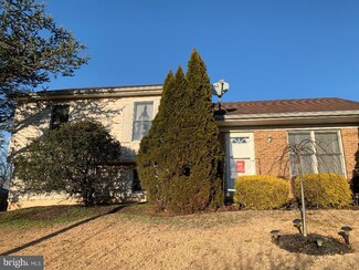 475 Poplar St, Harrisburg, PA 17113