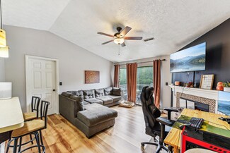 12 Woodland Hills Dr Unit 11, Southgate, KY 41071