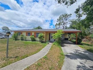 9482 N Davy Way, Citrus Springs, FL 34434