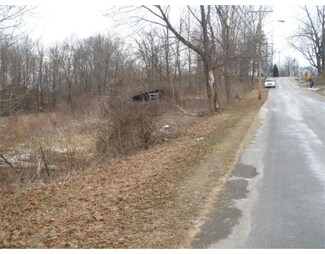 Lot Coldbrook Rd, Oakham, MA 01068