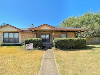 404 Lincoln Dr, Plano, TX 75023