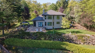 9339 N 3rd Dr, Westfield, WI 53964