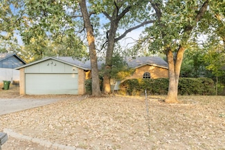 2709 Jewell Dr, Arlington, TX 76016