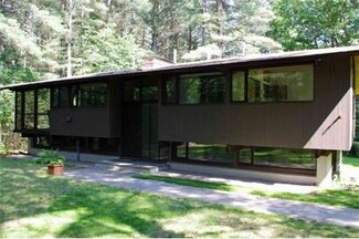 157 Carleton Rd, Carlisle, MA 01741