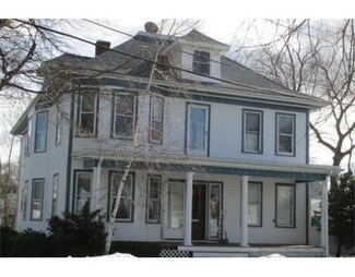 20 Sterling St, Quincy, MA 02171