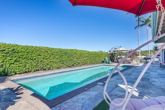 75-5614-R Hienaloli Rd, Kailua-Kona, HI 96740