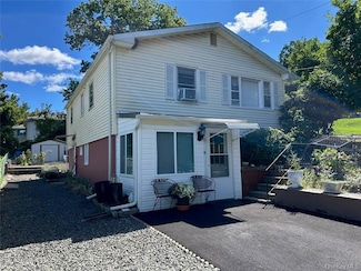 17 Lawrence St, Nyack, NY 10960