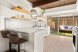 4040 Grand View Blvd Unit 35, Los Angeles, CA 90066