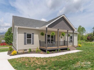 21 Kathy Dr, Waynesville, NC 28786