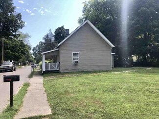 205 W Walnut St, Centerville, IN 47330