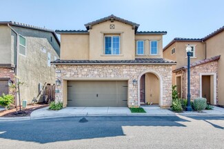 191 Sunset Dr S, Madera, CA 93636