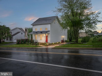 1942 Schadt Ave, Whitehall, PA 18052