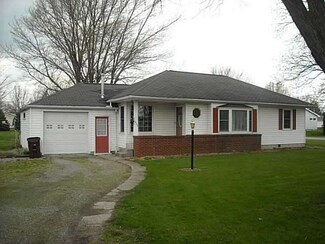 435 N Park St, Deshler, OH 43516