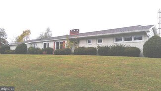 256 Pine Crest Dr, Mc Clure, PA 17841