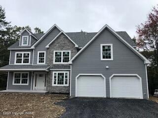 124 Red Bud Ln, Kunkletown, PA 18058