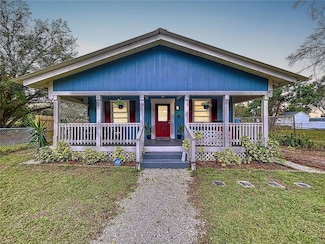 3213 E Genesee St, Tampa, FL 33610
