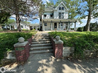 318 S 15th St, Denison, IA 51442