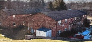 433 & 437 Woodcreek Dr, Radcliff, KY 40160