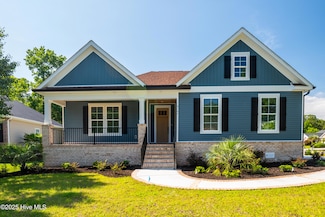 649 Covington Dr NW, Calabash, NC 28467