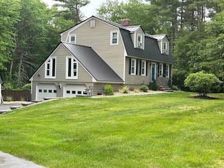 28 Sherry Ln, Hampstead, NH 03841