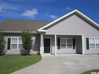 91 Wintergreen Dr, Beaufort, SC 29906