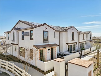 16168 Lumia Way, Fontana, CA 92336