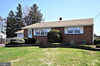 207 Girard Ave, Horsham, PA 19044