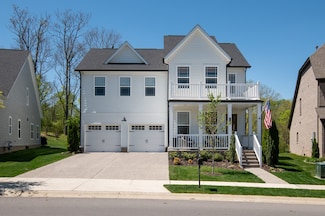4042 Flowing Creek Dr, Franklin, TN 37064