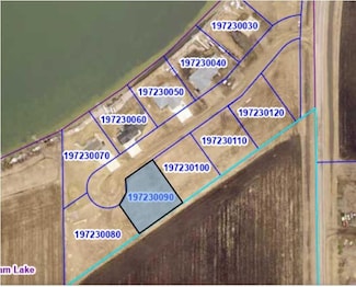 1134 Bingham Lake Dr, Bingham Lake, MN 56118