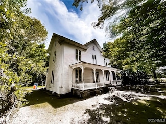 22446 E Depot St, Newsoms, VA 23874
