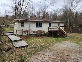 31 Wheatley Rd, Charleroi, PA 15022