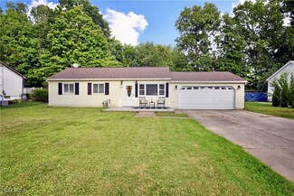 5877 Serenade Dr, Clinton, OH 44216