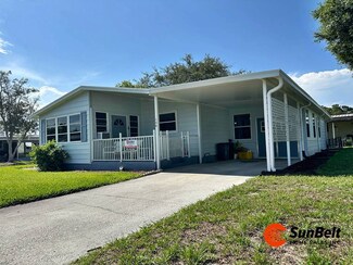 156 Jasmine Dr, Fruitland Park, FL 34731