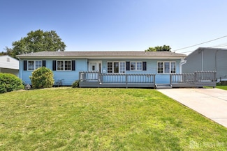 21 Princeton Rd, Parlin, NJ 08859