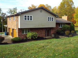 1033 Old Harper Rd, Crescent, PA 15046