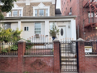 41-20 Elbertson St, Elmhurst, NY 11373