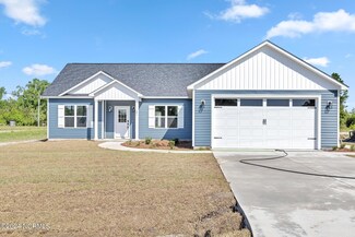 101 Thoroughbred Run, Richlands, NC 28574