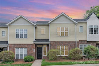4368 Yoruk Forest Ln, Charlotte, NC 28211