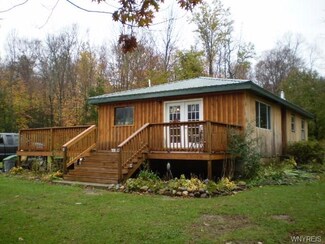 12341 Planck Rd, Perrysburg, NY 14129