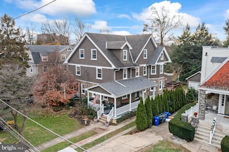 129 Walnut St, Jenkintown, PA 19046
