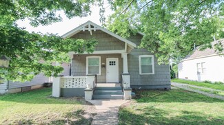 1433 E Commercial St, Springfield, MO 65803
