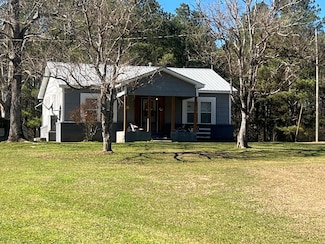 3209 County Farm Rd, Liberty, MS 39645
