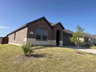 1209 Canterbury Ln, Ennis, TX 75119